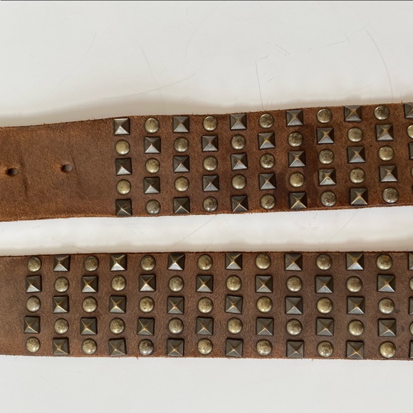 Grey Studded Belt, size 34 - Picture 7 of 8